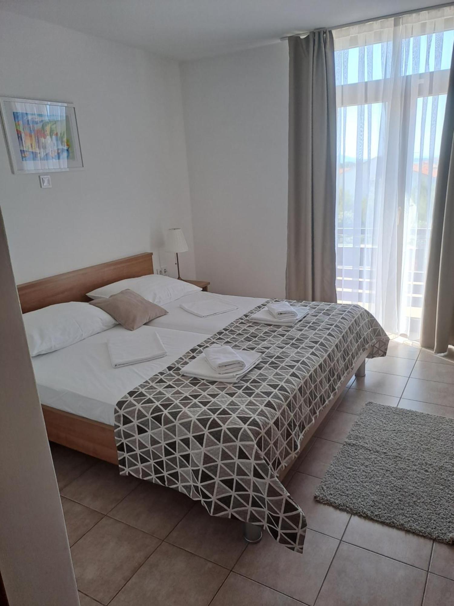Hotel Albamaris Biograd Na Moru Luaran gambar